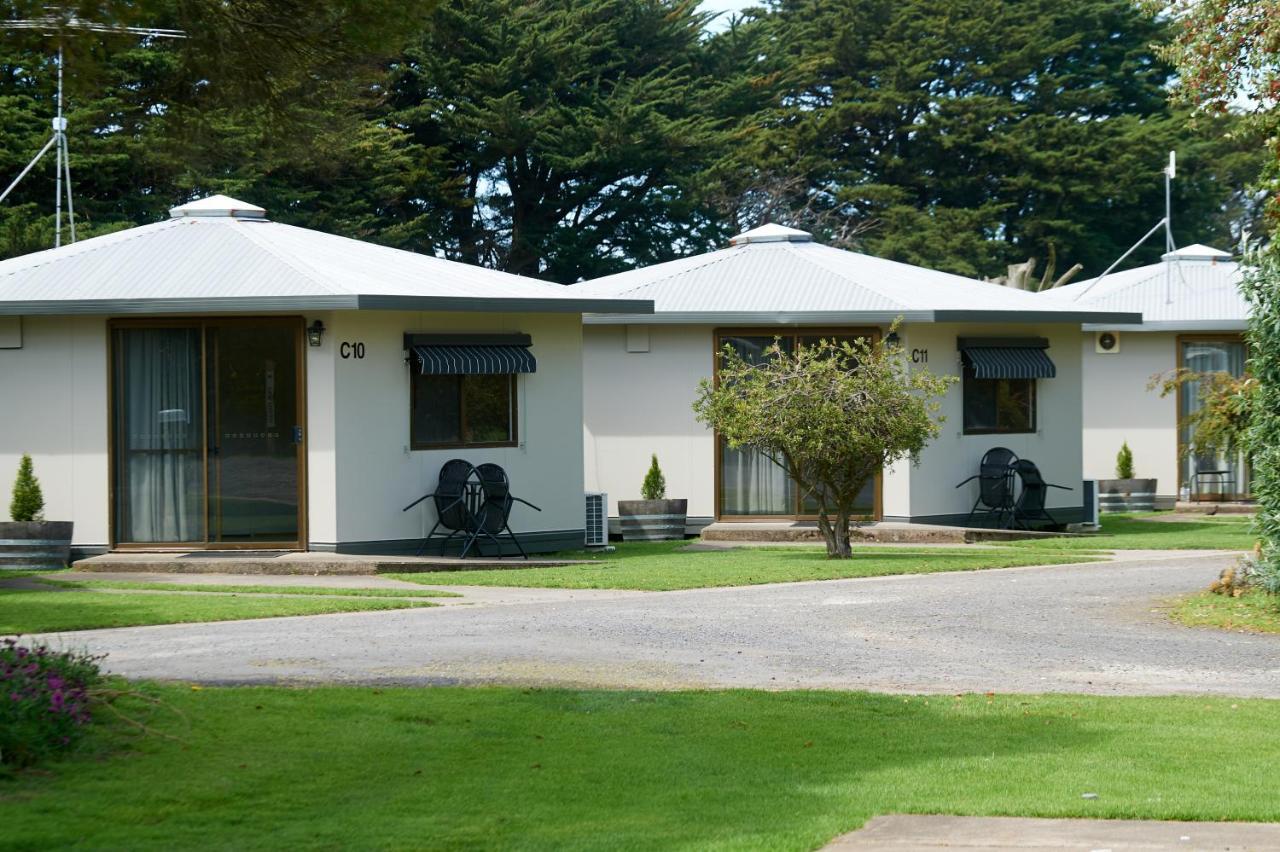 Pine Country Caravan Park مونت غامبير المظهر الخارجي الصورة