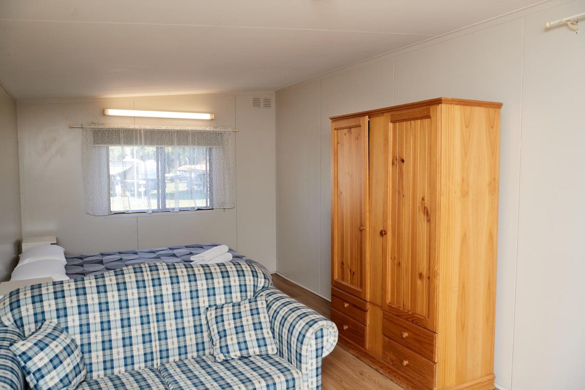 Pine Country Caravan Park مونت غامبير المظهر الخارجي الصورة